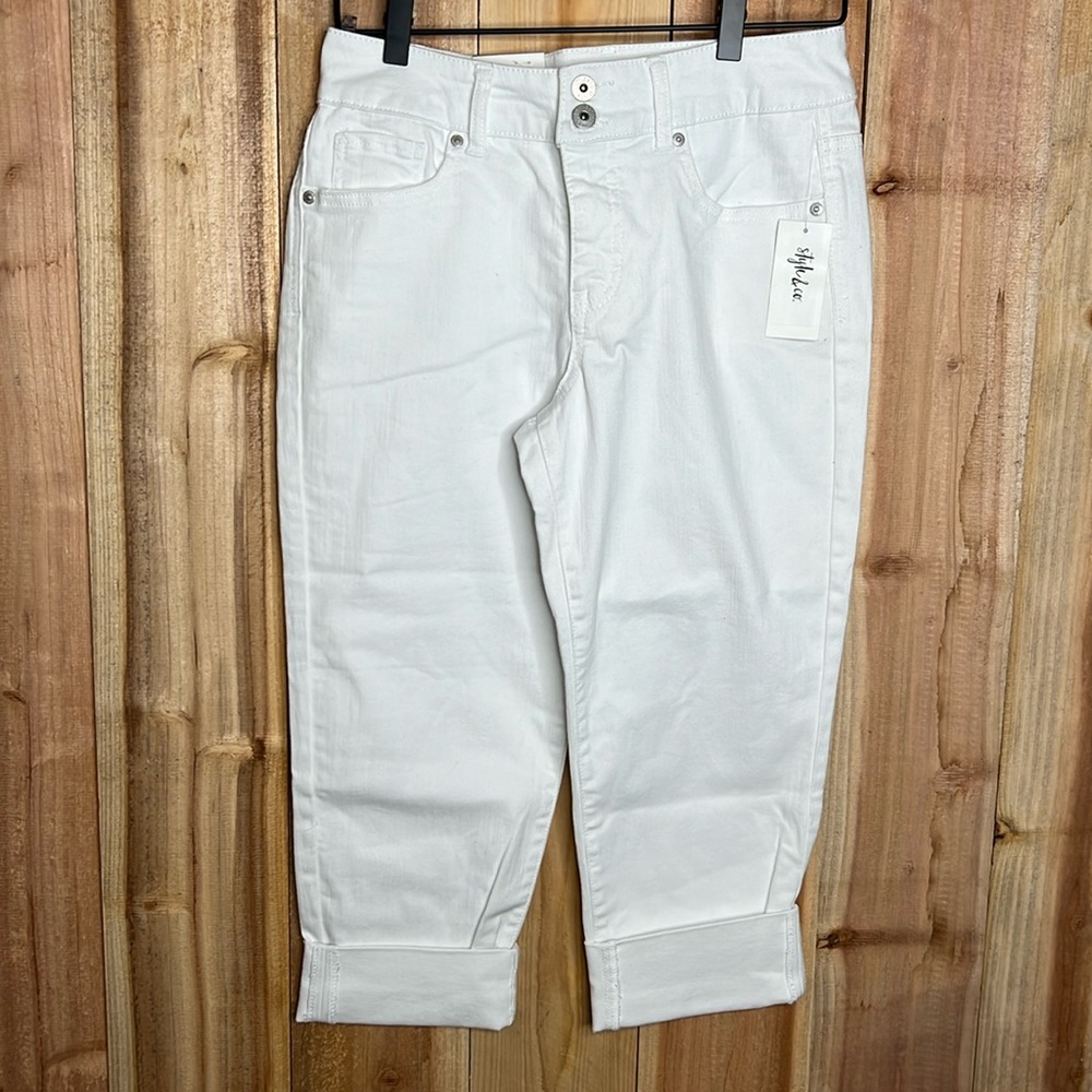 Style & Co Women’s Size 4 Capri fit